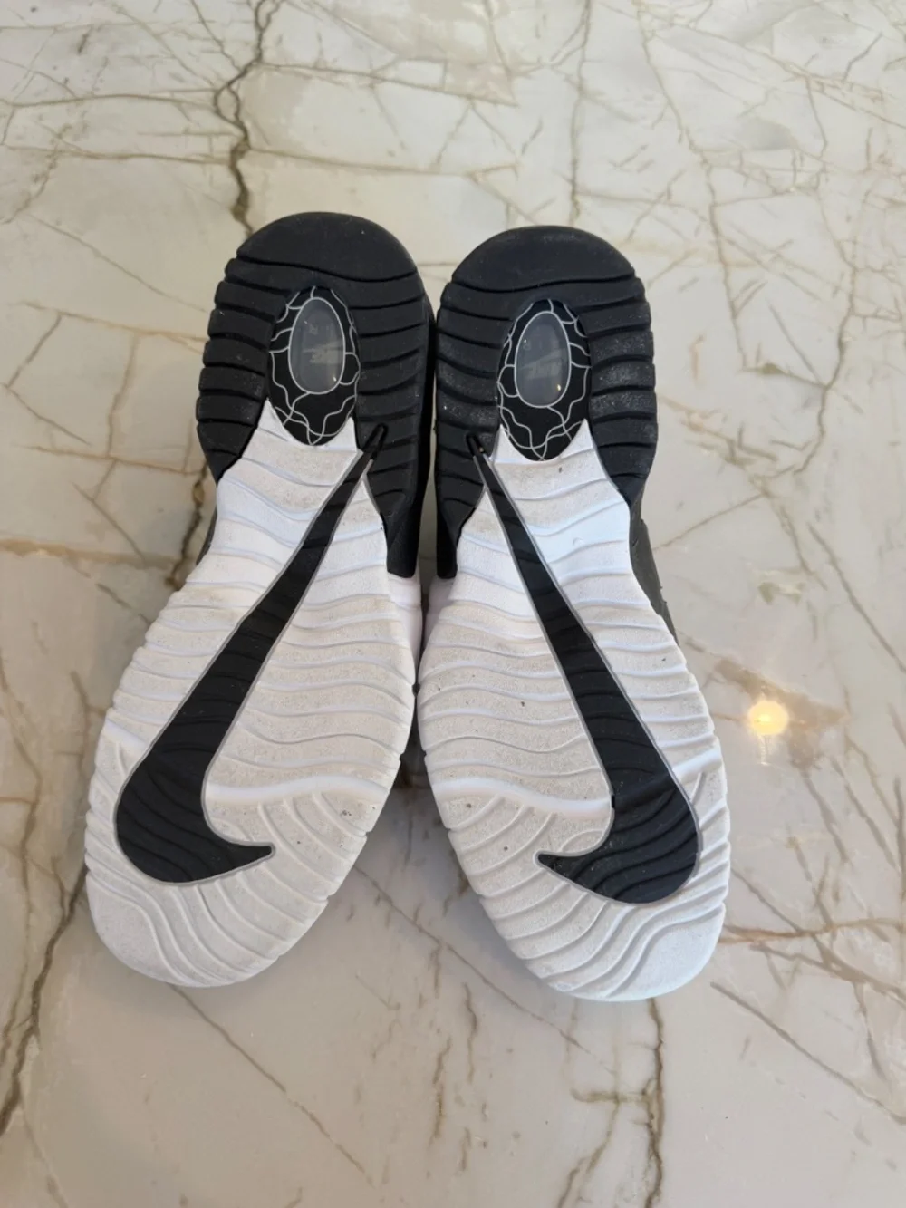 Nike lightly worn